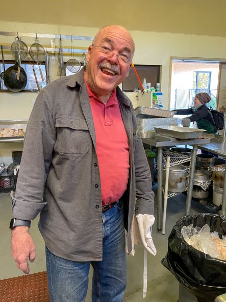 2022 PH Rotarians Carve 80 Turkeys for Christmas for Everyone